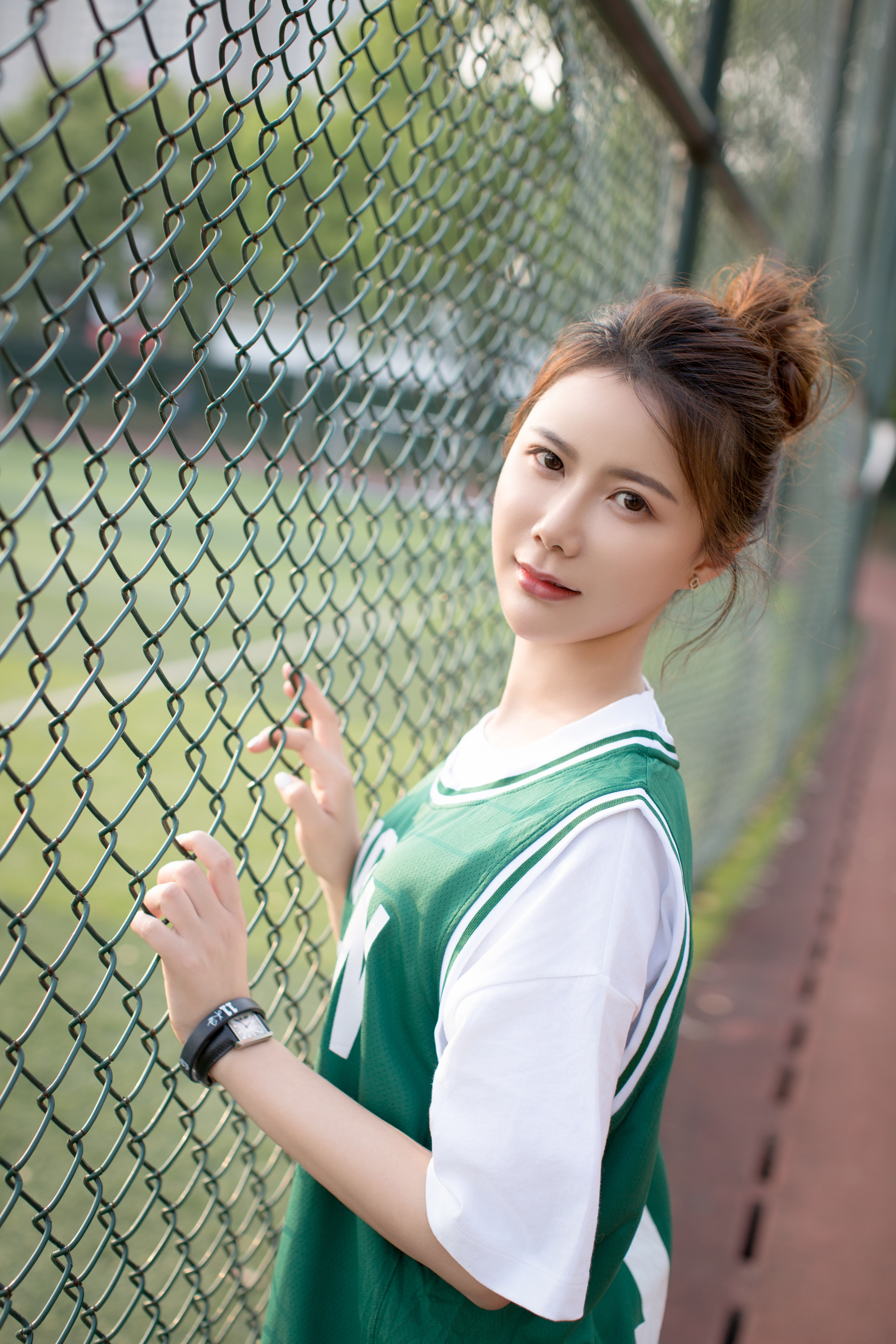 朱丹：教育就是：孩子想试试看时，会回应说：我支持你。孩子一错再错时，依然愿意等他，帮助他，欣赏他。